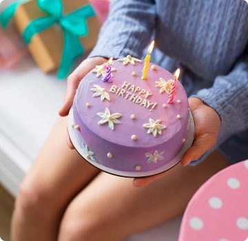 Character cakes